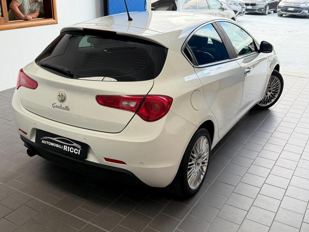 Alfa Romeo Giulietta 1.6 JTDm-2 105 CV Distinctive