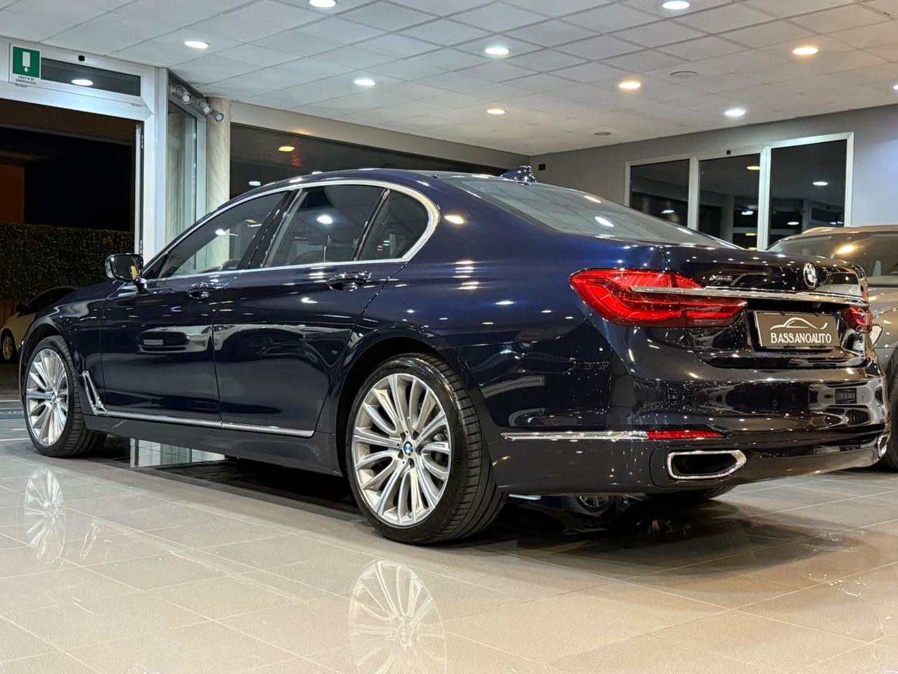 Bmw 730 730d xdrive CARBON MATRIX 360*!!
