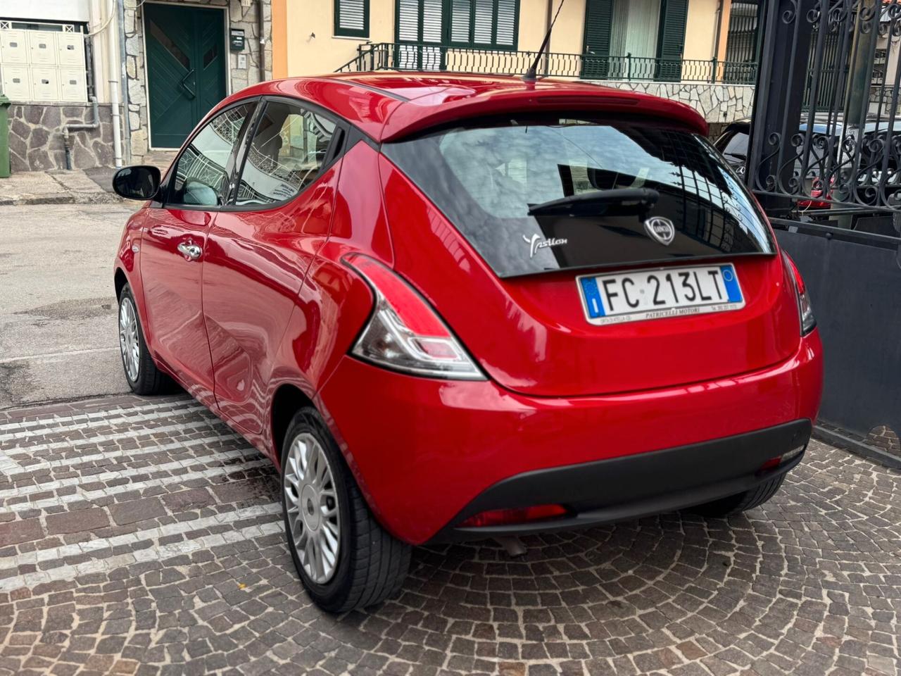 Lancia Ypsilon 1.2 69 CV 5 porte Platinum