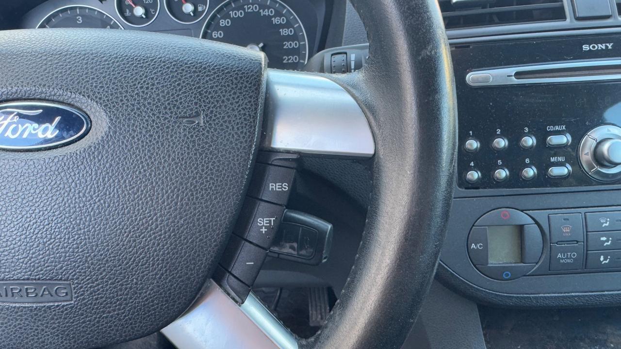 Ford Focus C-Max 2.0 TDCi (136CV)