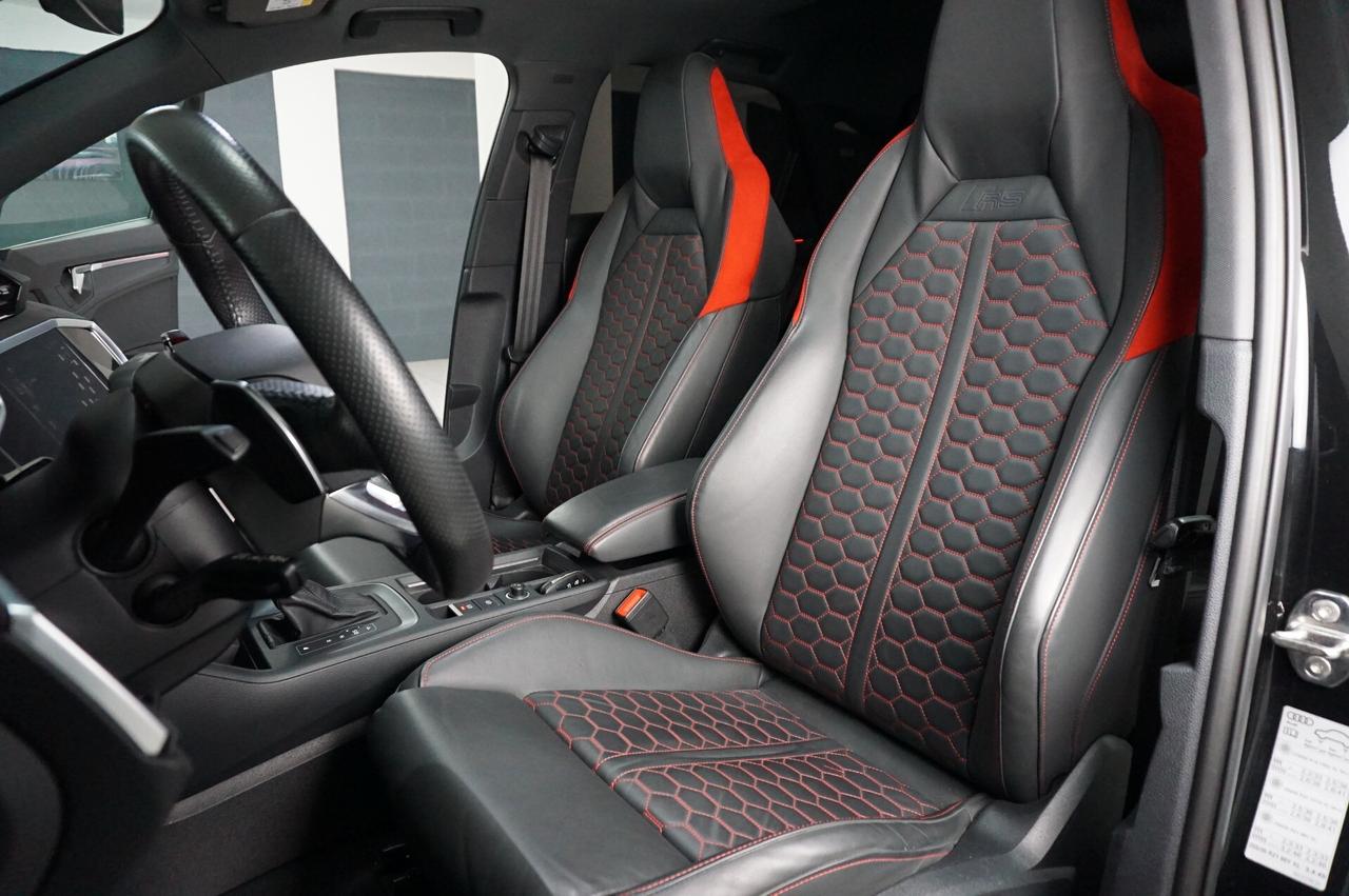 Audi RS Q3 SPB quattro S tronic
