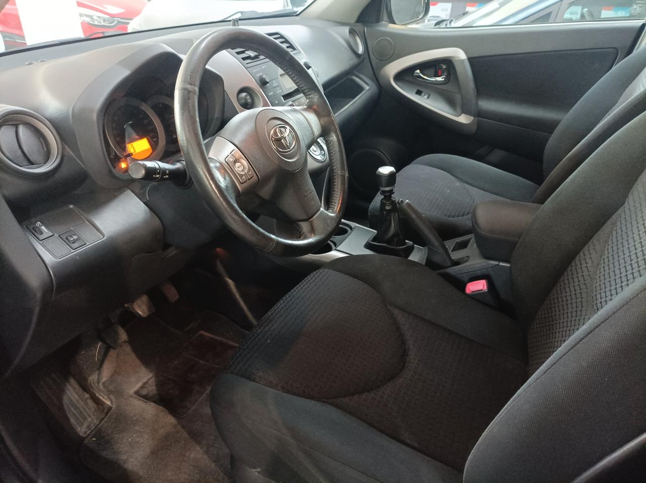 Toyota RAV 4 RAV4 2.2 D-4D 136 CVSOLO 150000KM