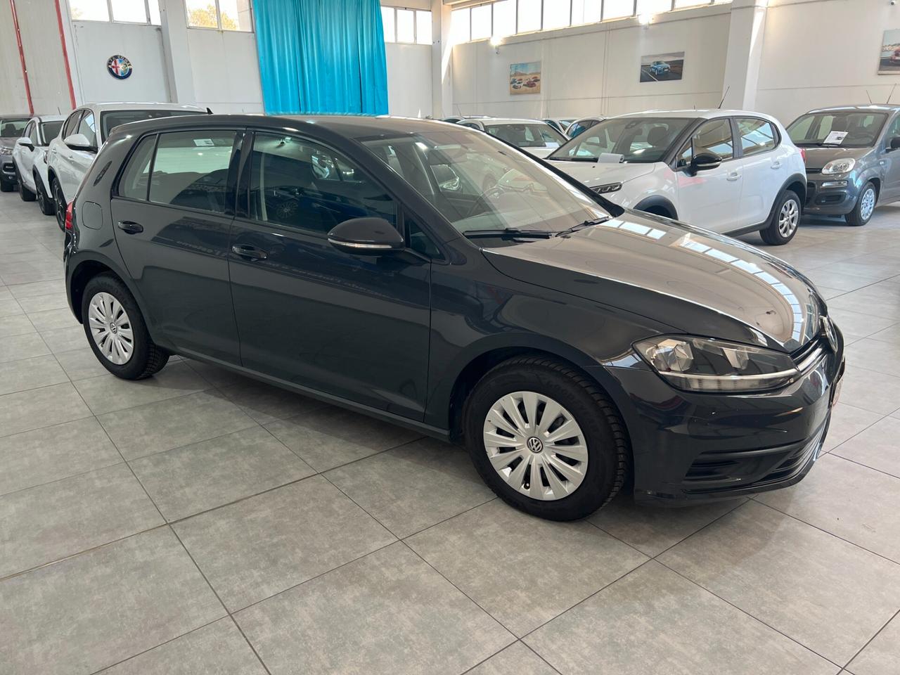 Volkswagen Golf 1.6 116 CV - EXECUTIVE - 2019