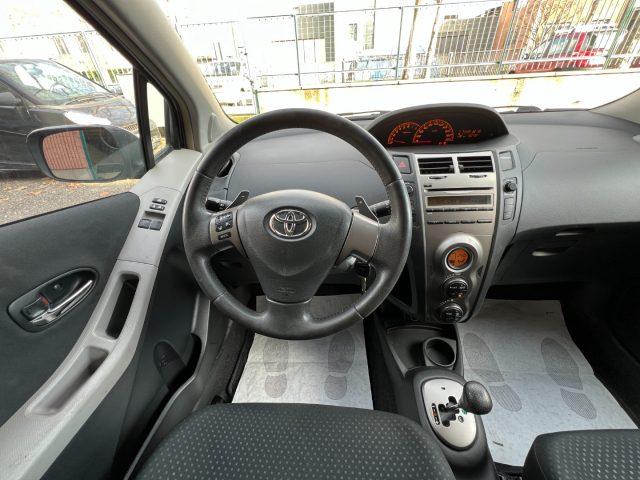 TOYOTA Yaris Automatica 5 porte