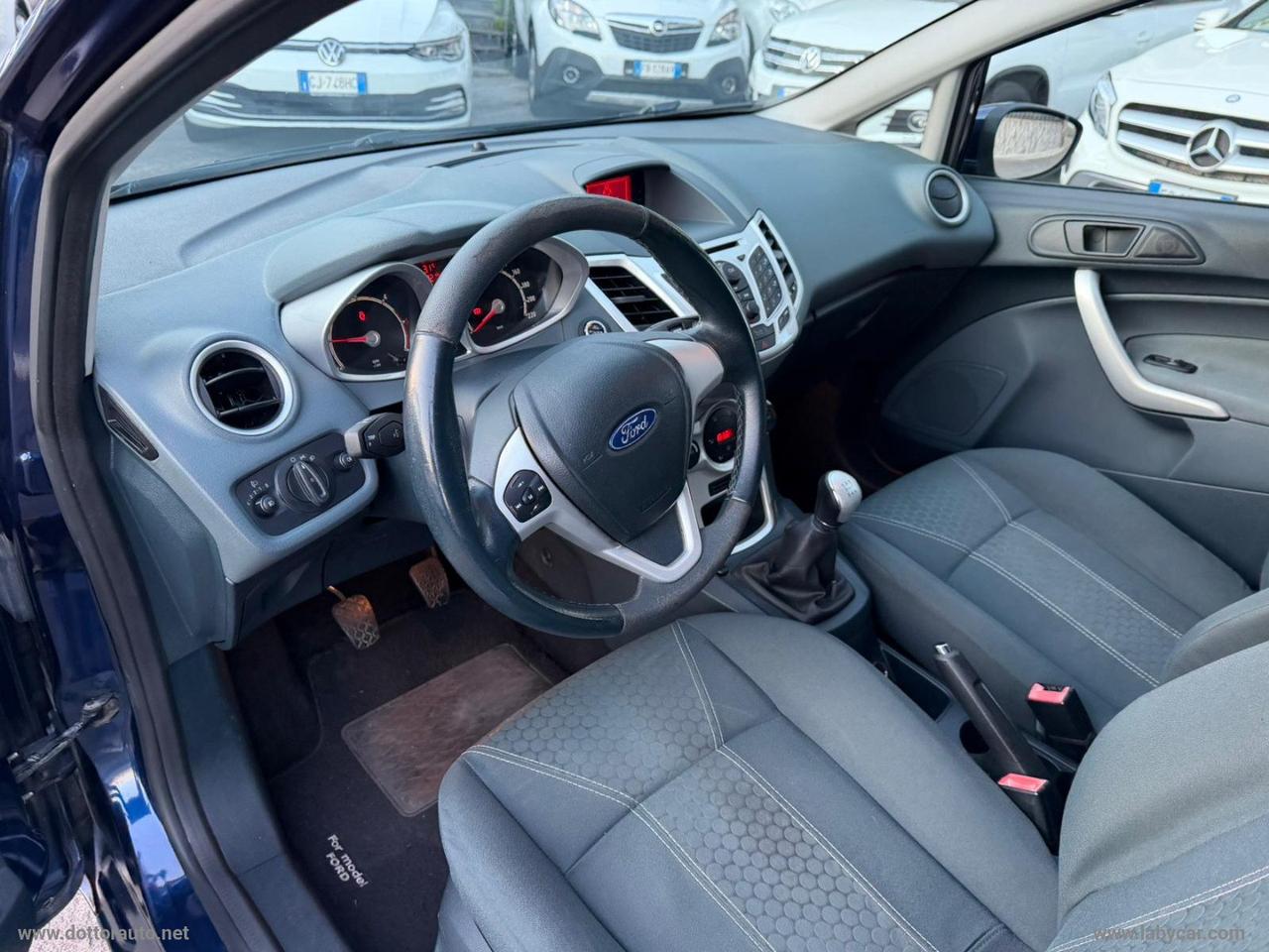 FORD Fiesta 1.6 TDCi 95 CV 5p. Titanium