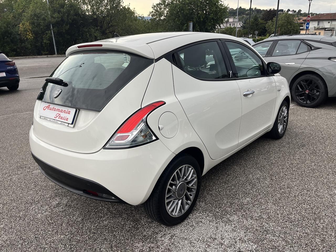 LANCIA YPSILON 1200 CC 69 CV