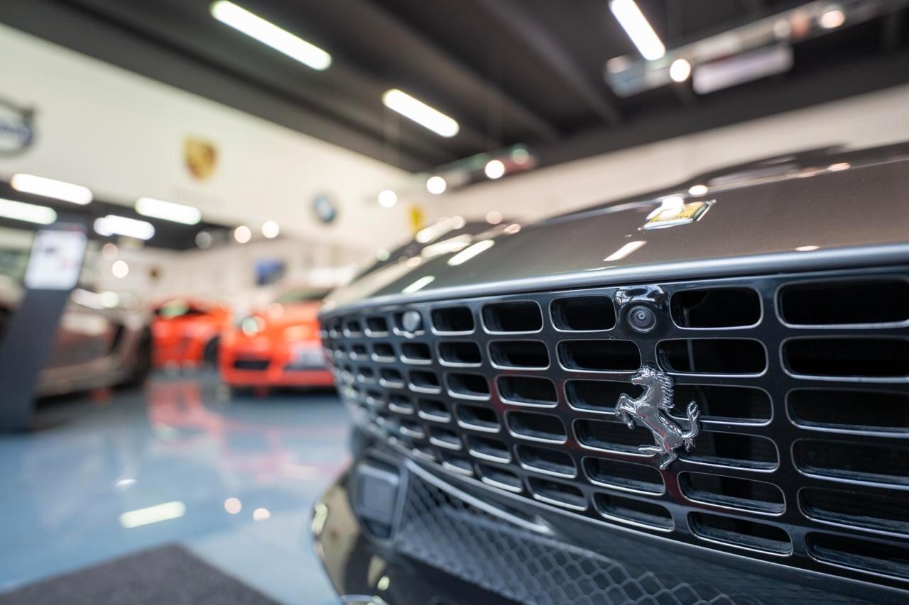 Ferrari Roma CARBON DCT 3.9 V8 620 CV