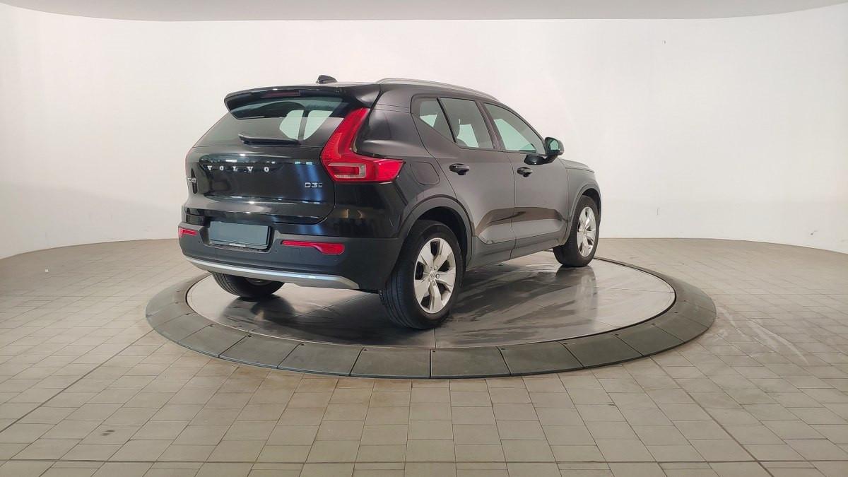 VOLVO Xc40 D3 Awd Geartronic Momentum