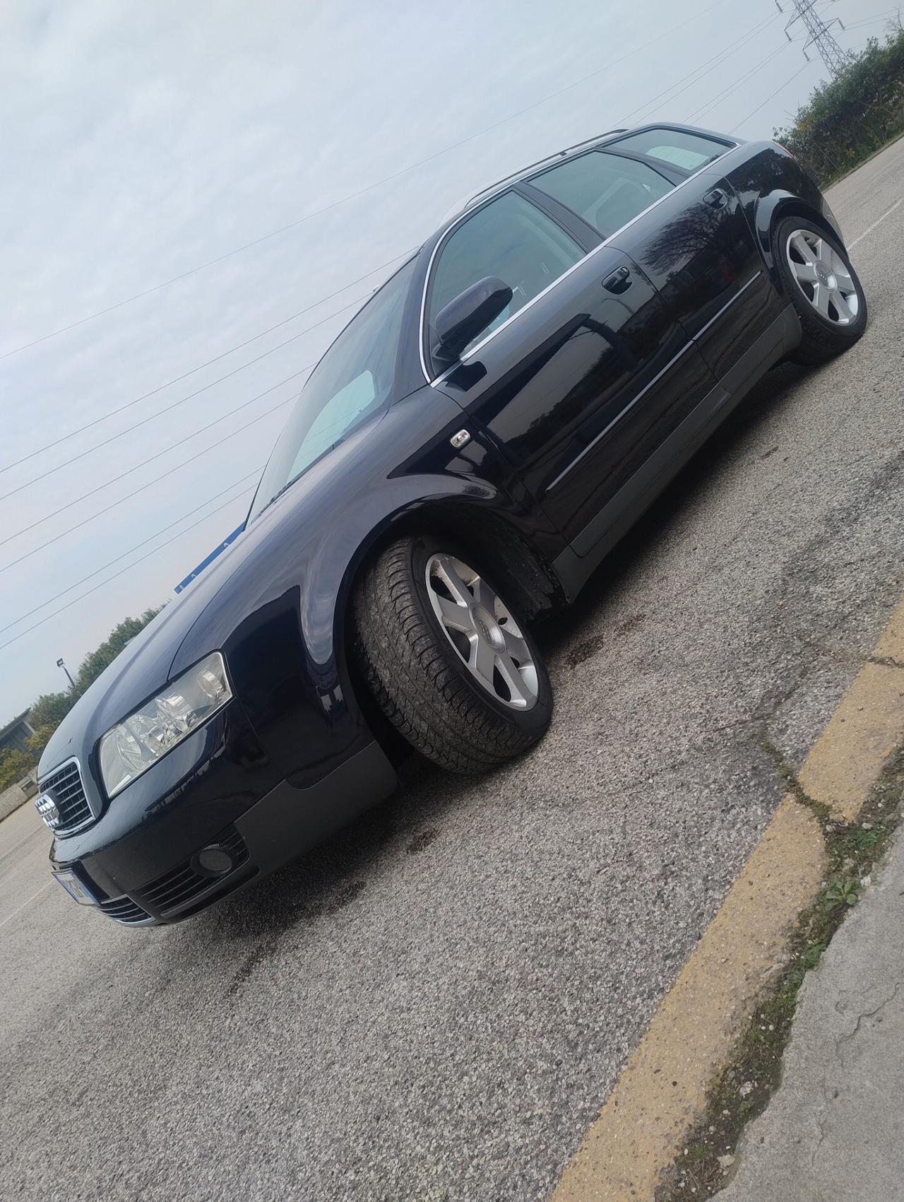 Audi A4 2.5 V6 TDI/180 CV cat Avant quattro