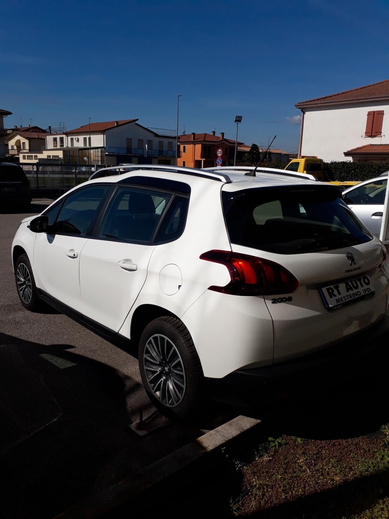 Peugeot 2008 PureTech 82 Active