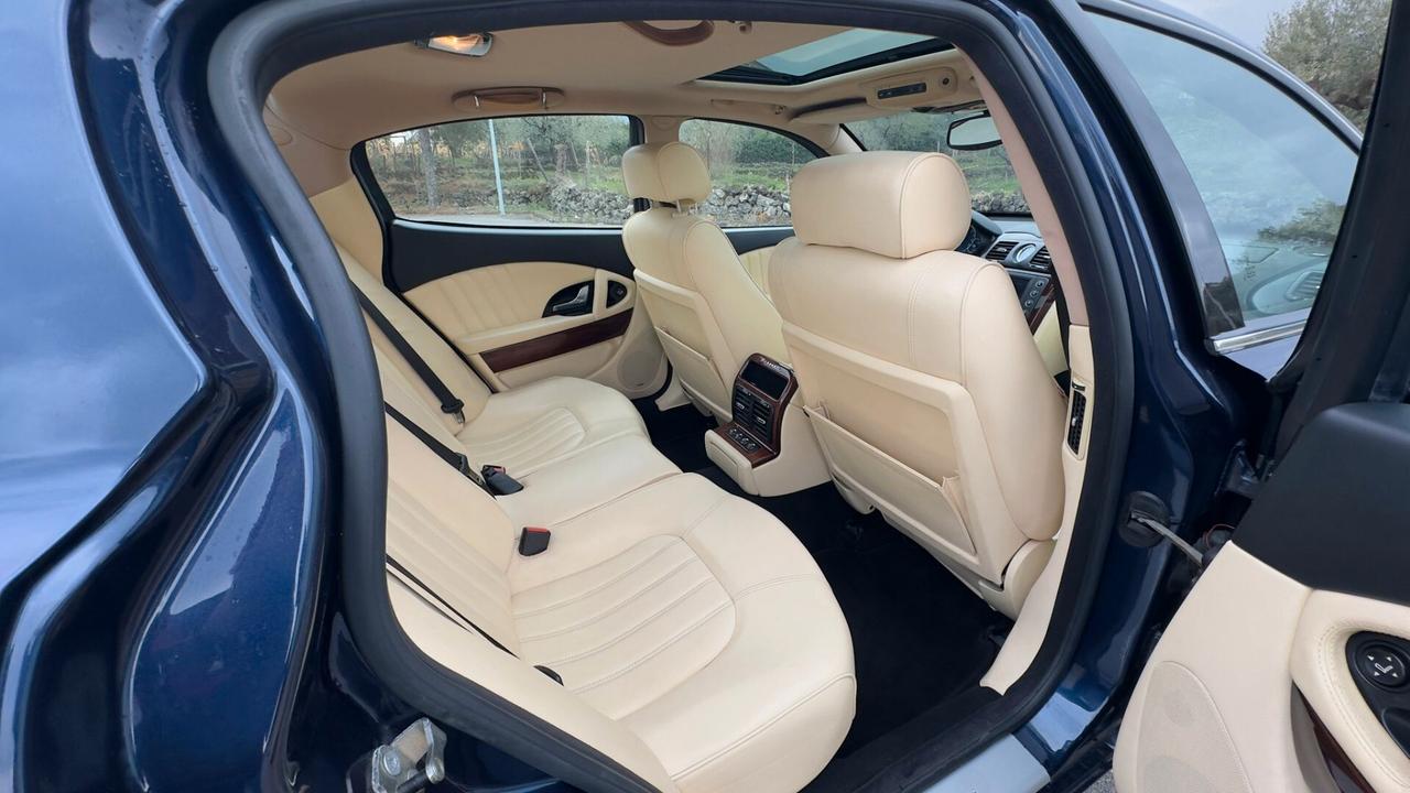 Maserati Quattroporte 4.2 V8