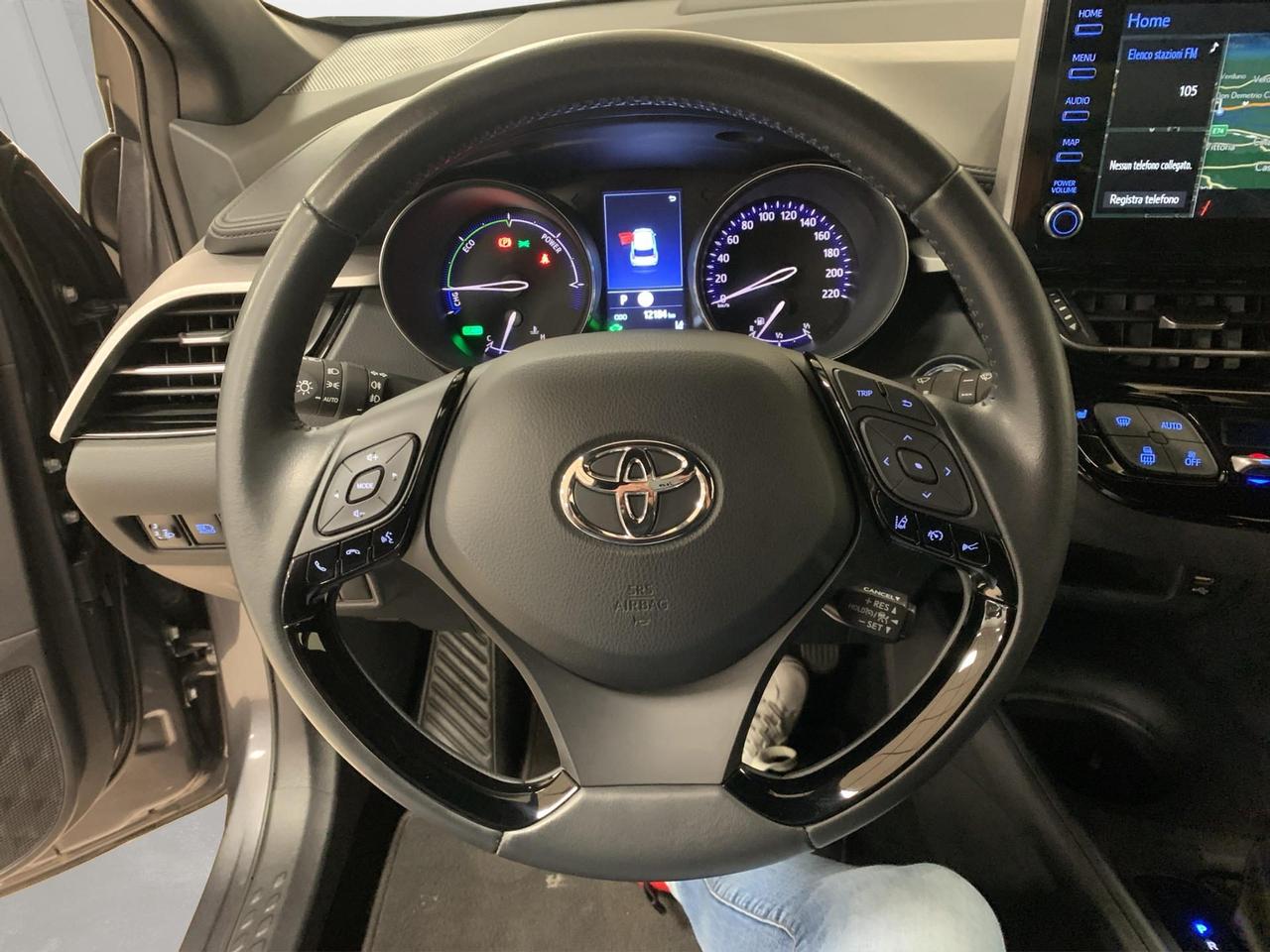Toyota C-HR 1.8h Business e-cvt