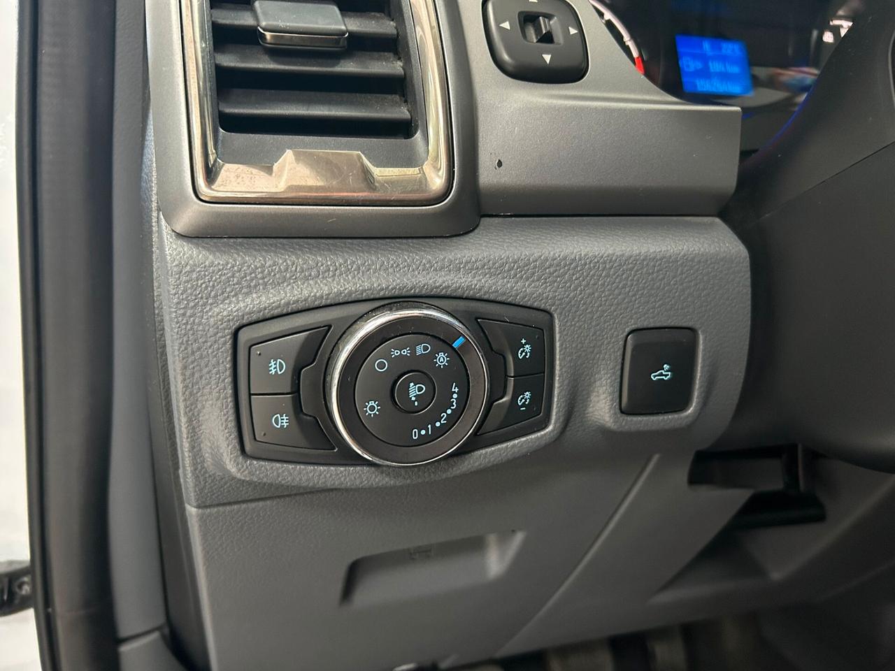 FORD RANGER 2.2 TDCi double cab XL 4x4