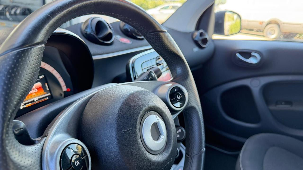 Smart ForTwo 70 1.0 twinamic Superpassion