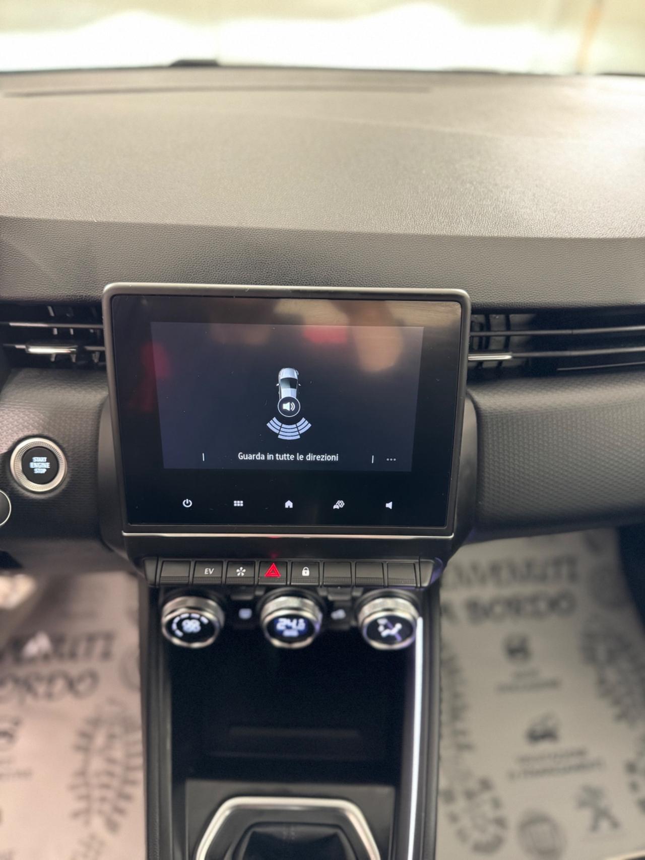 Renault Clio Full Hybrid E-Tech 140 CV 5 porte Intens