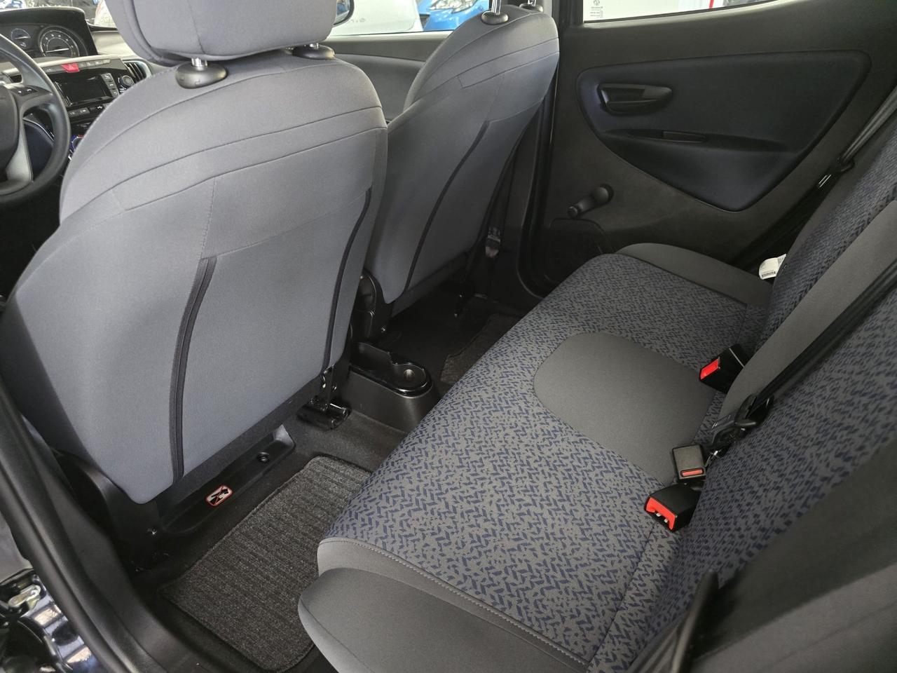 Lancia Ypsilon 1.0 Hybrid 70cv anno 2024 km 68000