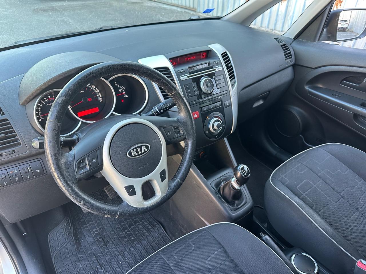 Kia Venga 1.4 CVVT EX SOLO 90.000 KM