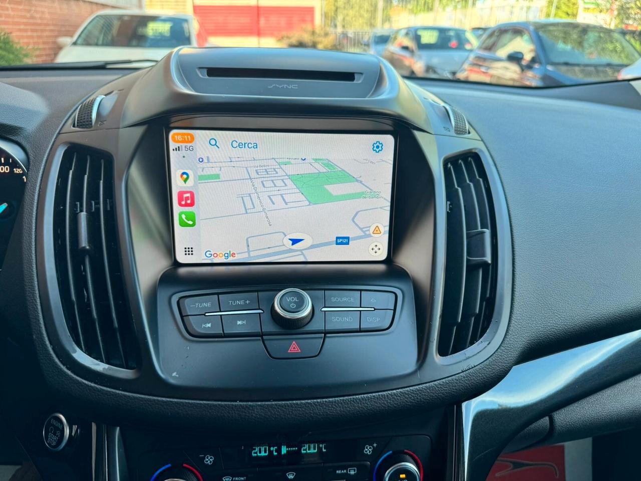 Ford Kuga 1.5 TDCI 120CV Powershift titanium