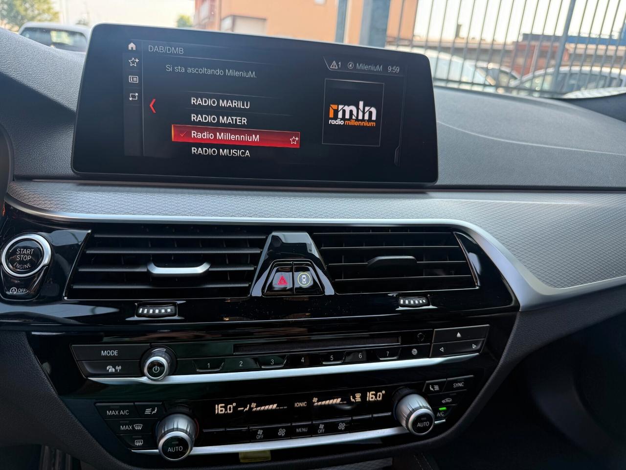 BMW 520 Berlina 520d Msport auto / TETTUCCIO APRIBILE (SERVICE IN BMW)