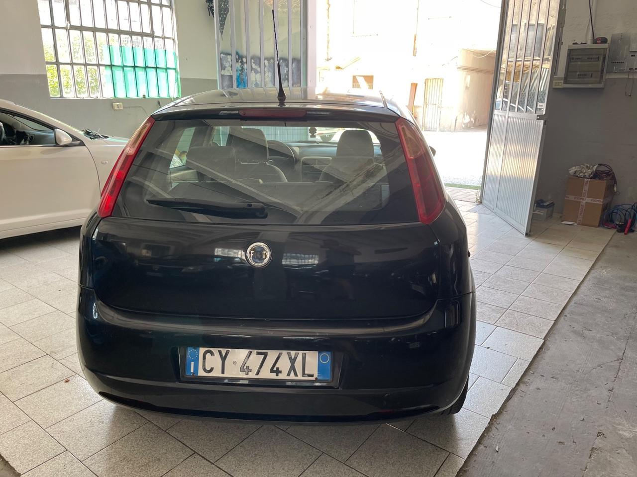 Fiat Grande Punto 1.3 MJT 75 CV 5 porte Active