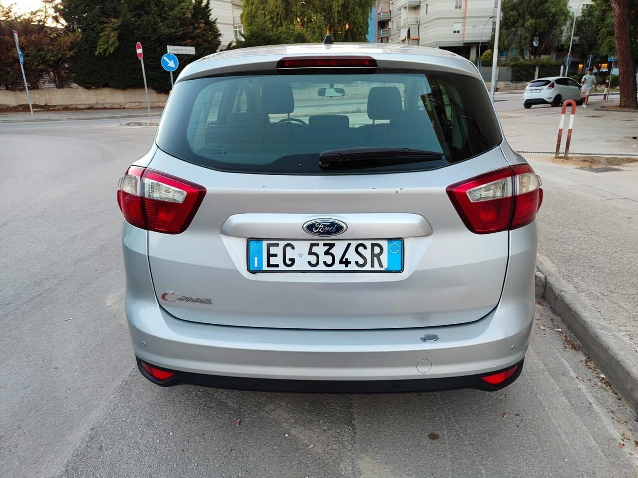 Ford C-Max 1.6 TDCi 115CV Titanium