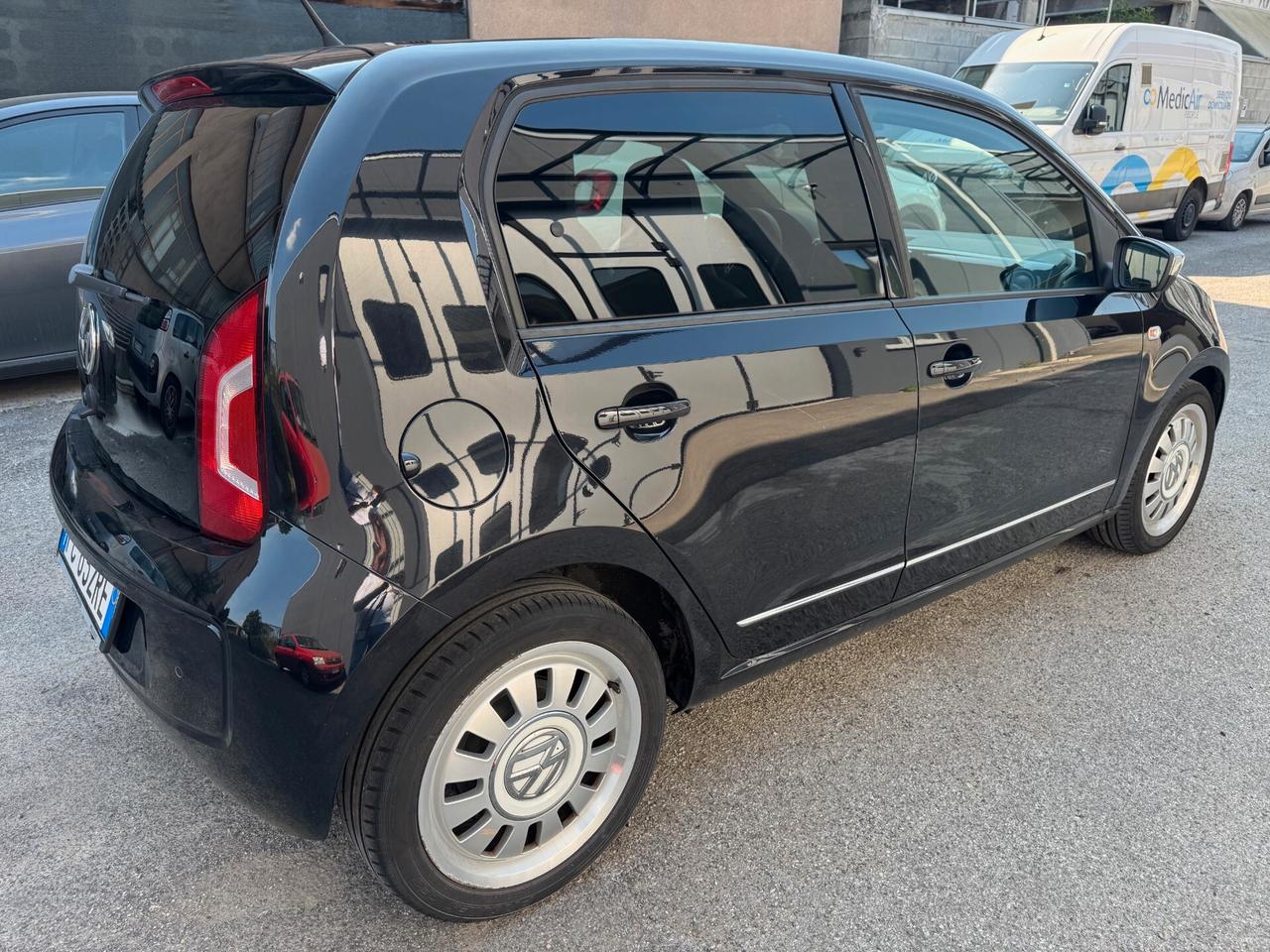 Volkswagen up! 1.0 5p. move up!*EURO6*NEOPATENTATI*NAVI