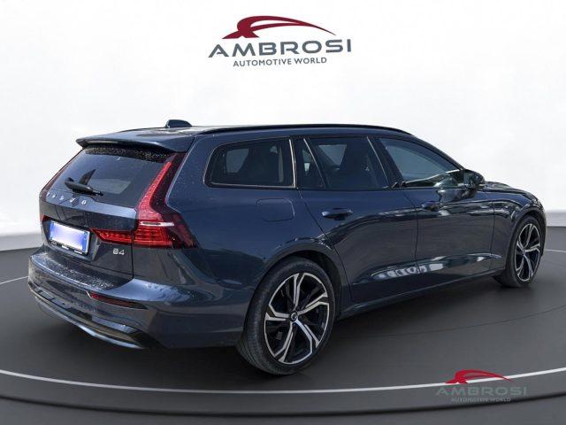 VOLVO V60 2.0 b4 Plus Dark auto