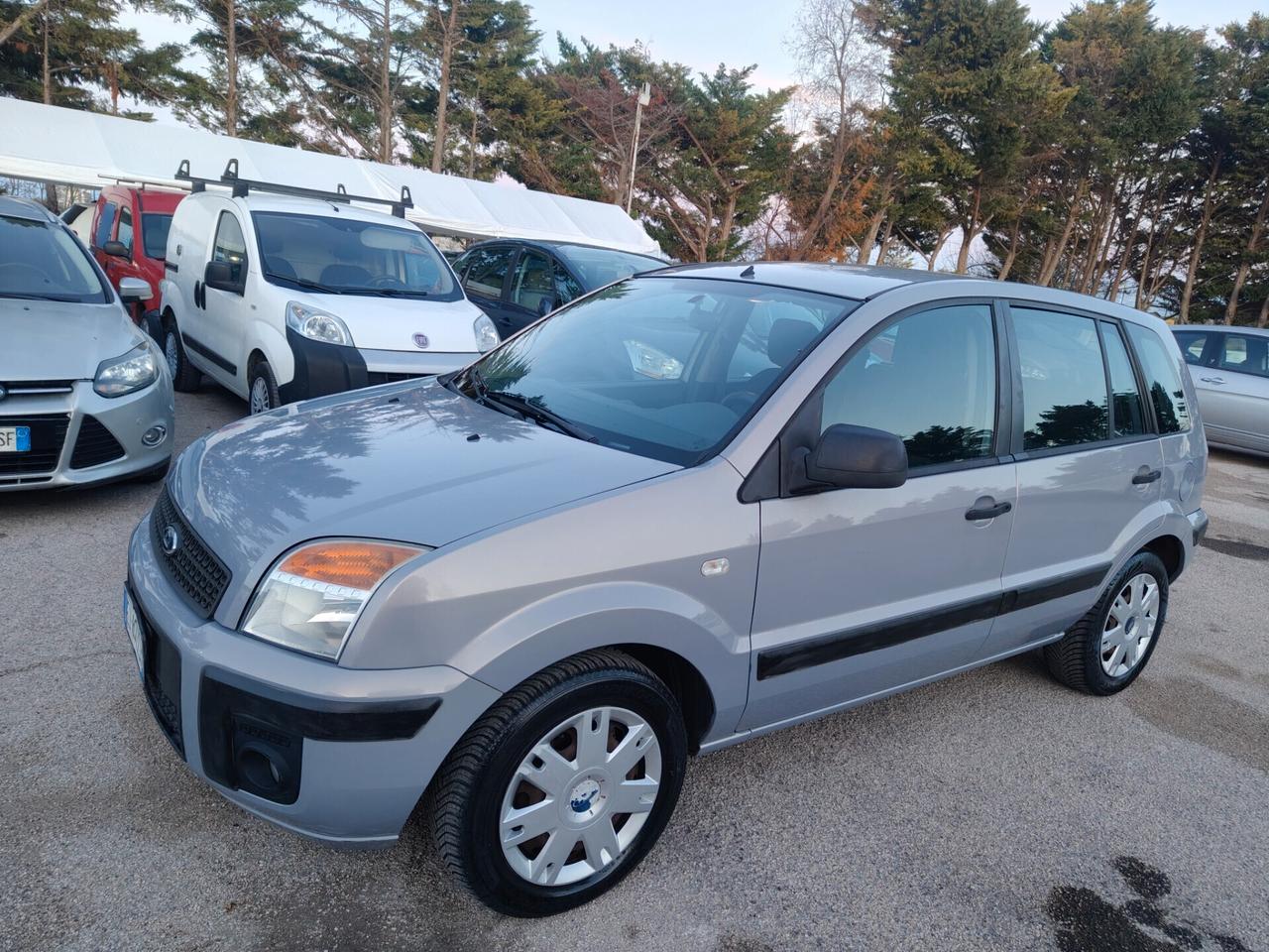 Ford Fusion 1.4+ tua da 80€ al mese