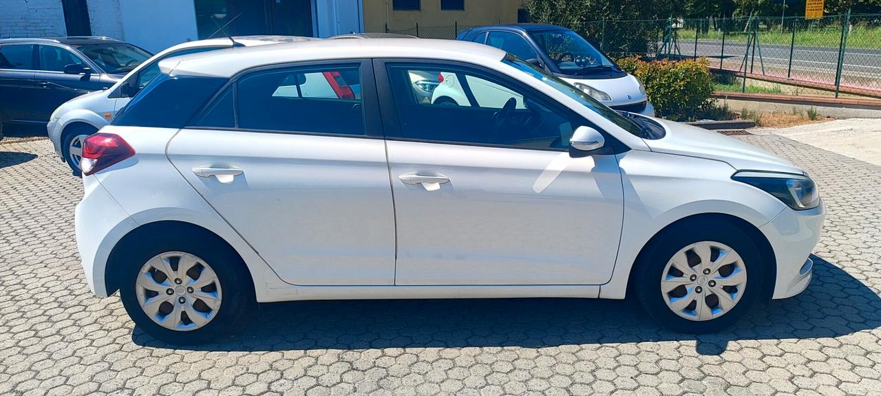Hyundai i20 1.2 5 porte Go