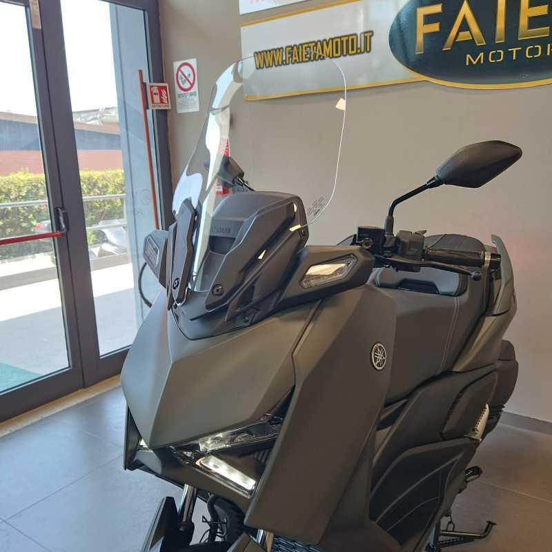 Yamaha X-Max 300 - 2026