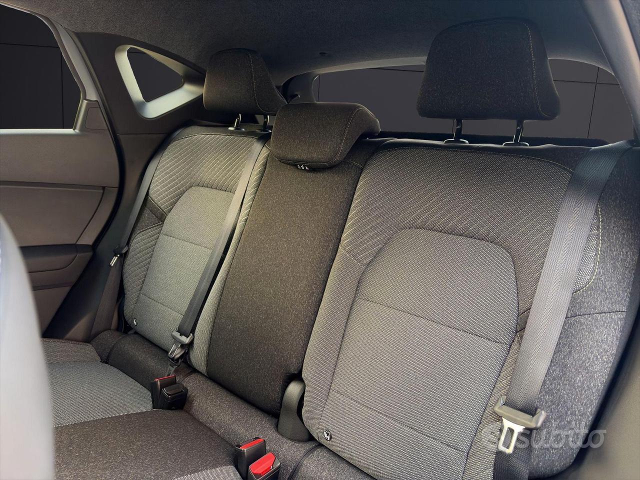 Renault Captur 1.2 TCe 115CV MY26 TECHNO TUA DA €240