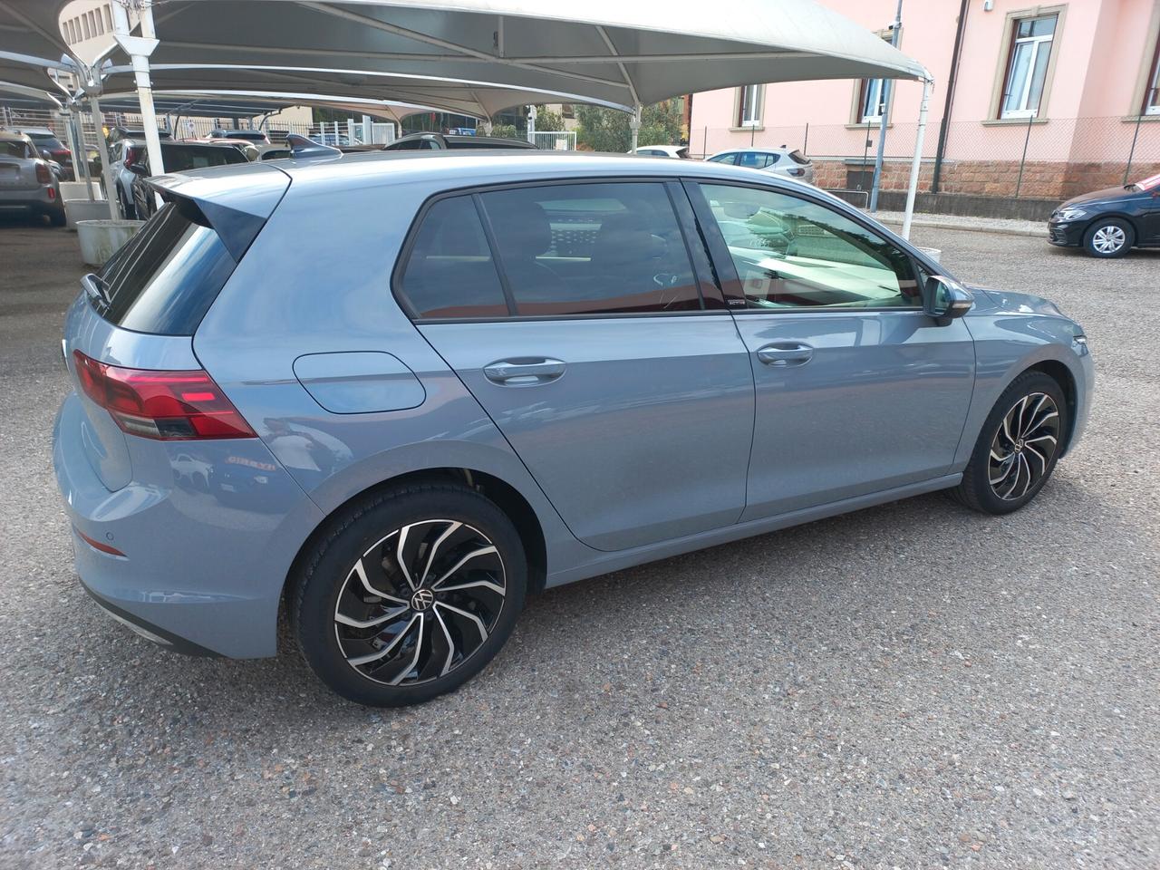 Volkswagen Golf 1.5 TSI EVO ACTIVE