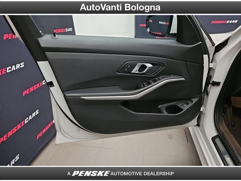 BMW Serie 3 320d Touring Xdrive mhev 48V auto