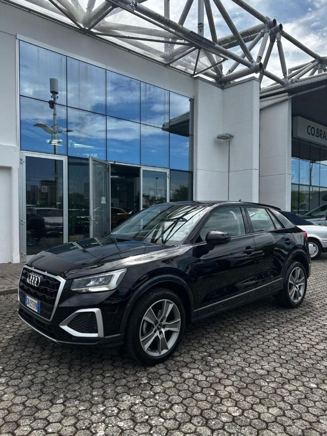 AUDI Q2 35 TFSI Business Advanced