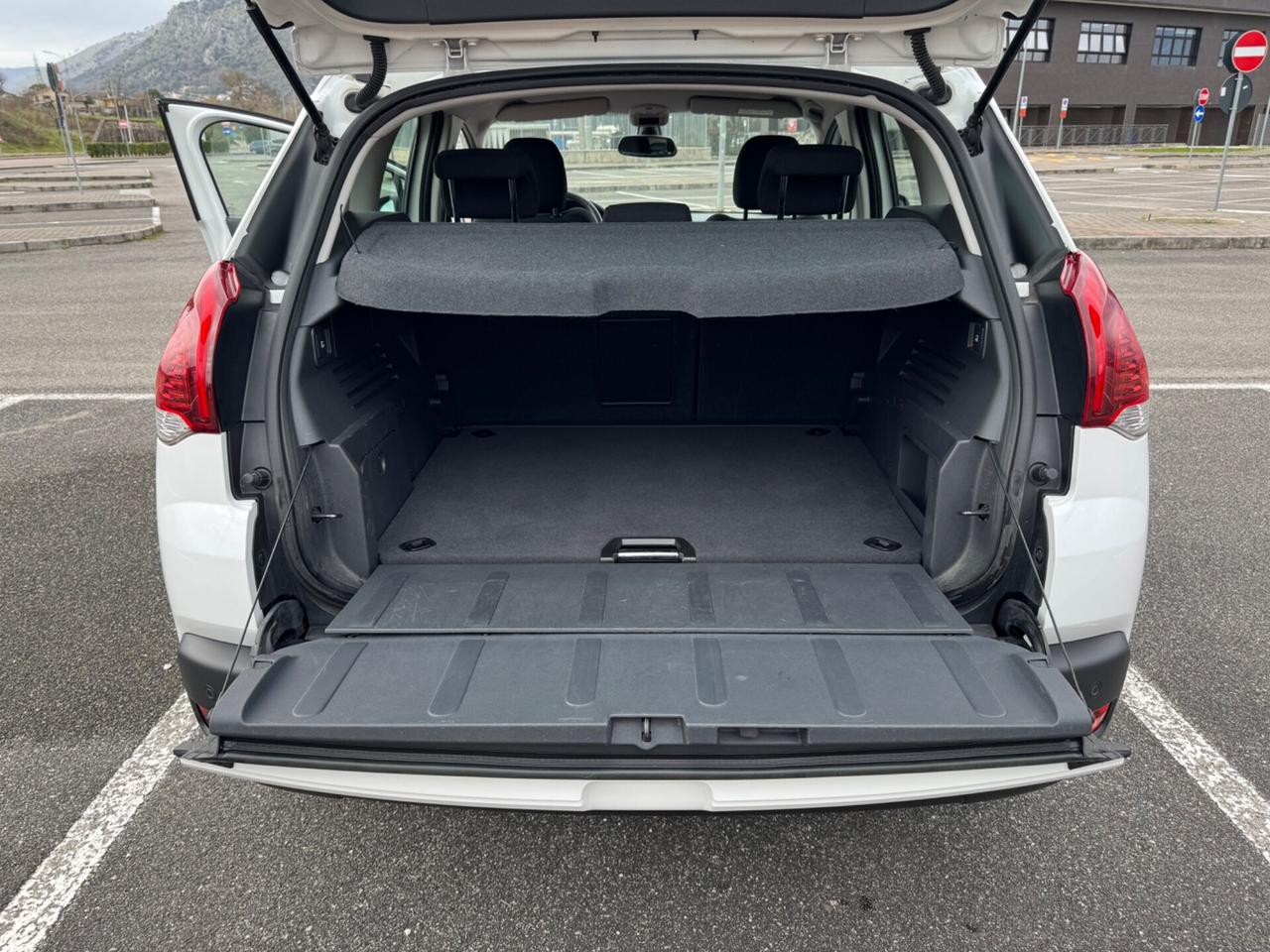 Peugeot 3008 1.6 HDi 115CV Active