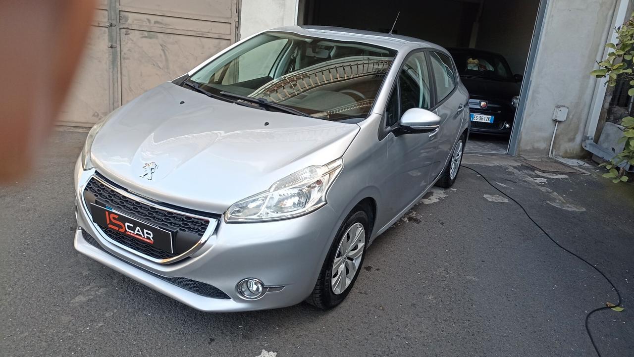 Peugeot 208 1.4 HDi 68 CV 5 porte Active