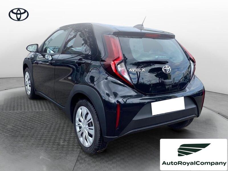 Toyota Aygo X Aygo X 1.0 VVT-i 72 CV 5 porte Active km 0