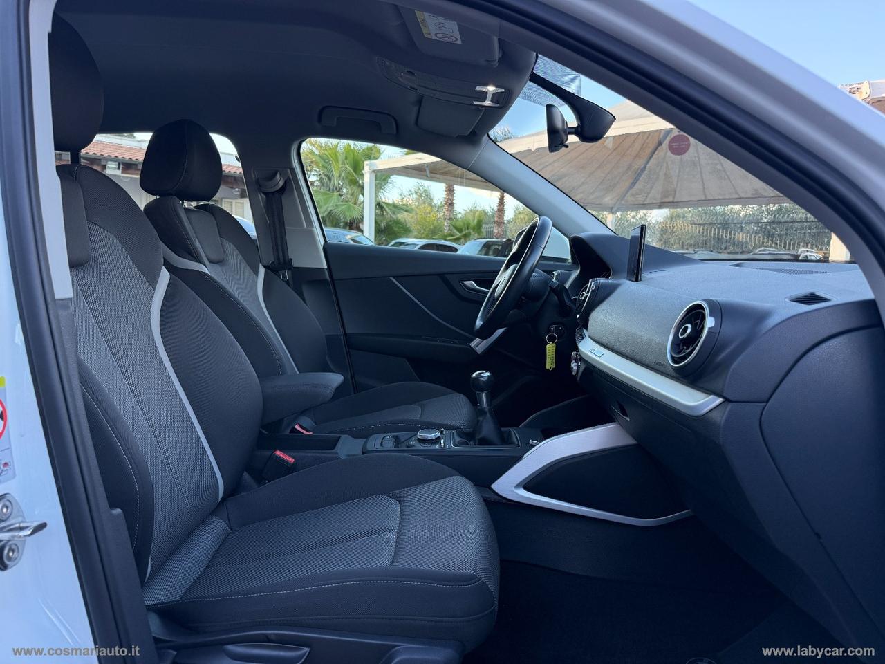 AUDI Q2 30 TDI Business Design