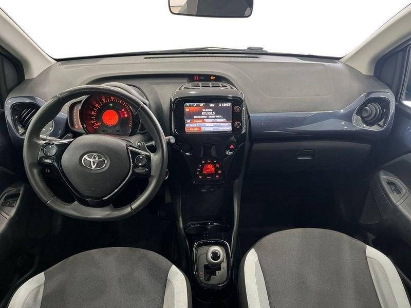 Toyota Aygo Aygo 5p 1.0 x-play m-mt