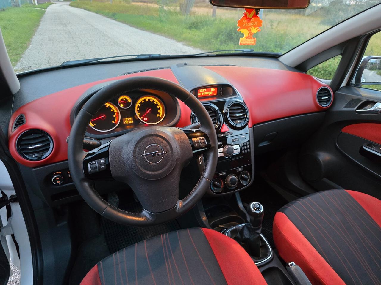 Opel Corsa 1.2 Benzina con GARANZIA-NEOPATENTATI