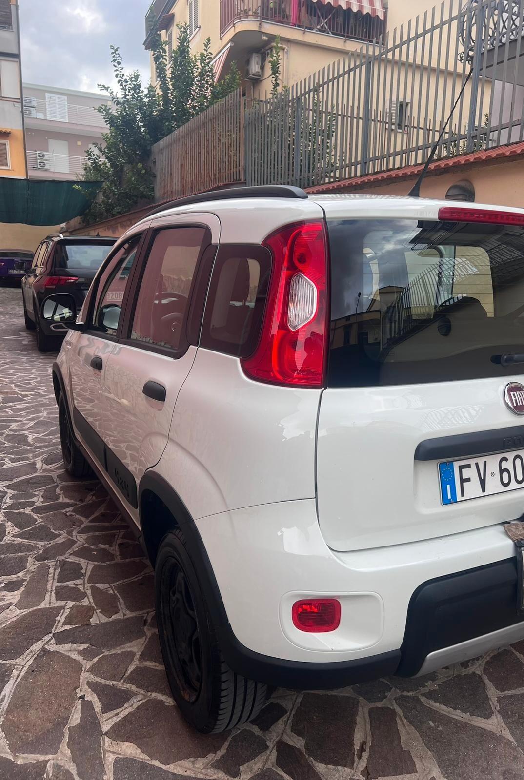 Fiat Panda Cross 0.9 TwinAir Turbo S&S 4x4 FARI LED