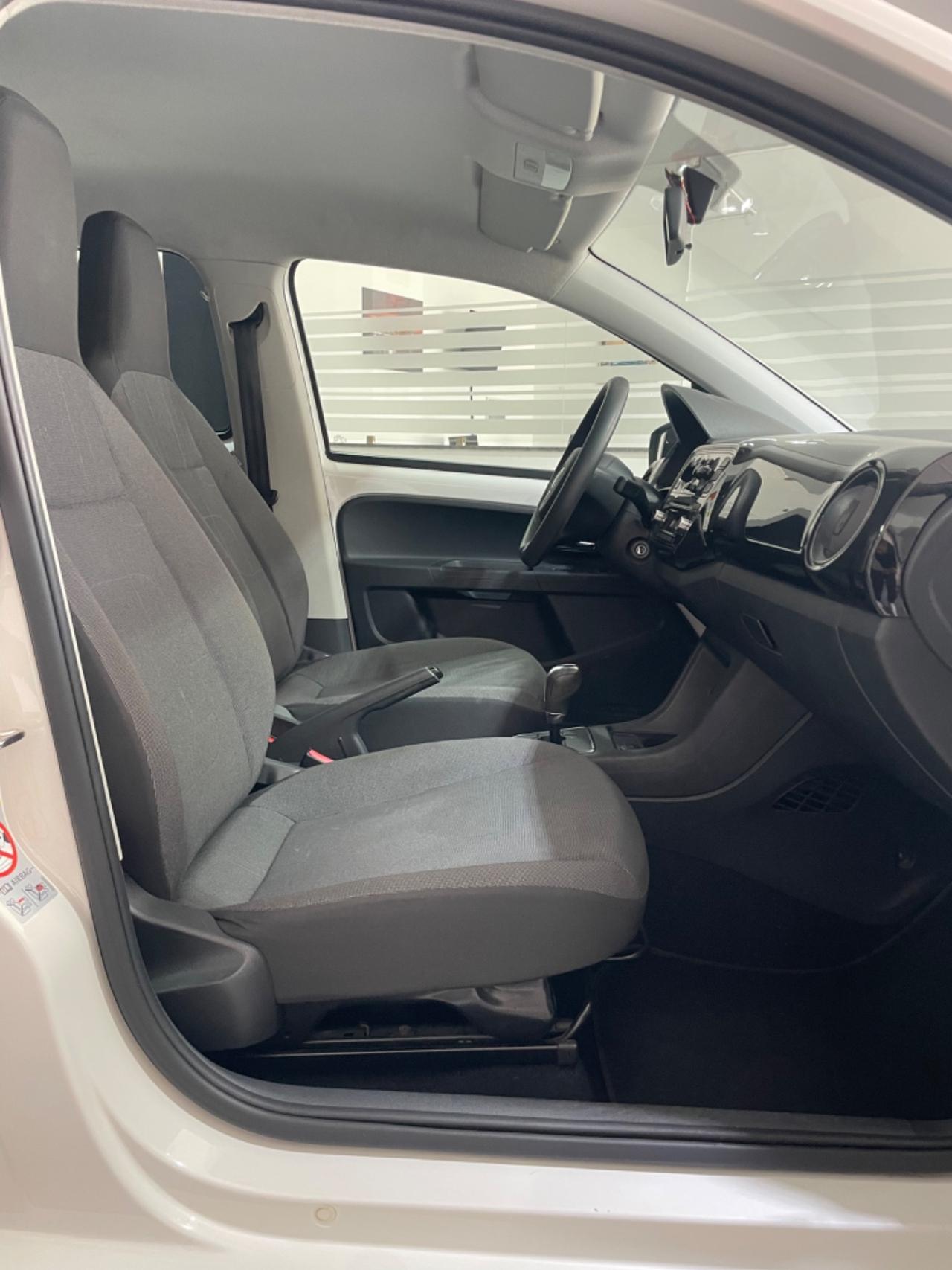 Volkswagen up! 1.0 5p. move up! ASG