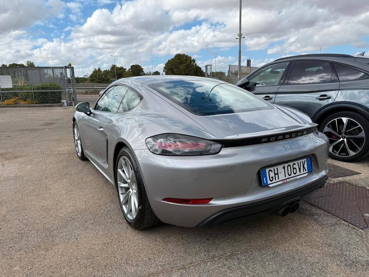 Porsche 718 Spyder Cayman 2.0