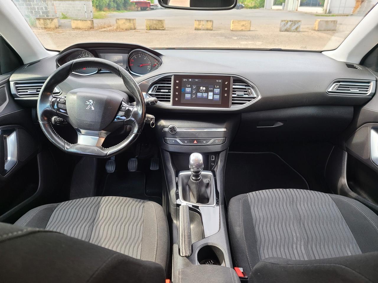 Peugeot 308 BlueHDi 1.6 diesel euro6