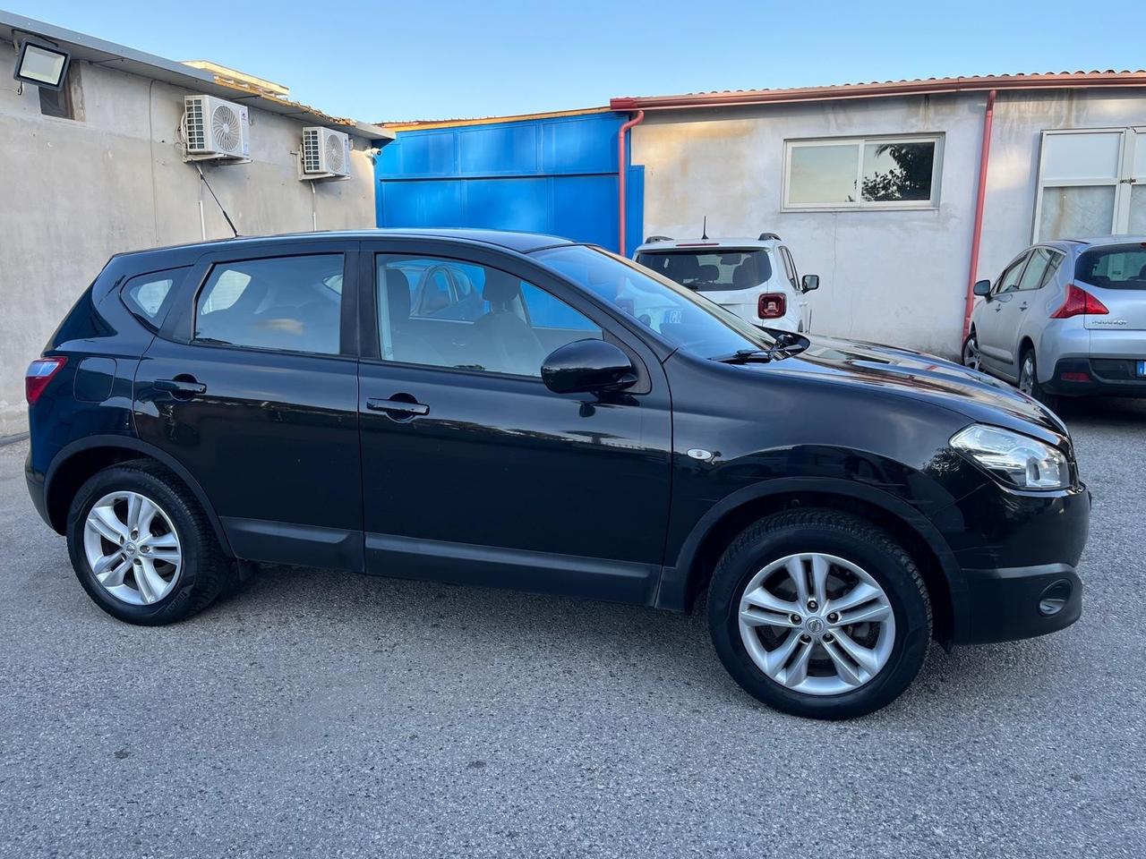 Nissan Qashqai 1600 gpl - full- 11/2010
