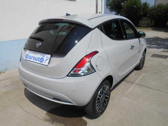 Lancia Ypsilon 1.2 69 cv 5p GPL Ecochic Mya Finanziato