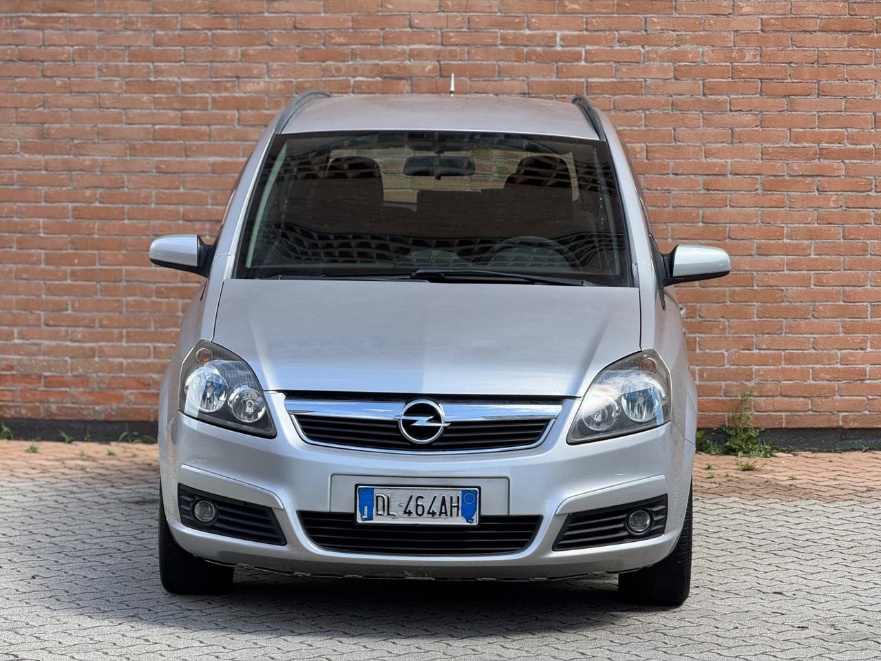 Opel Zafira 1.6 16V ecoM 94CV Cosmo