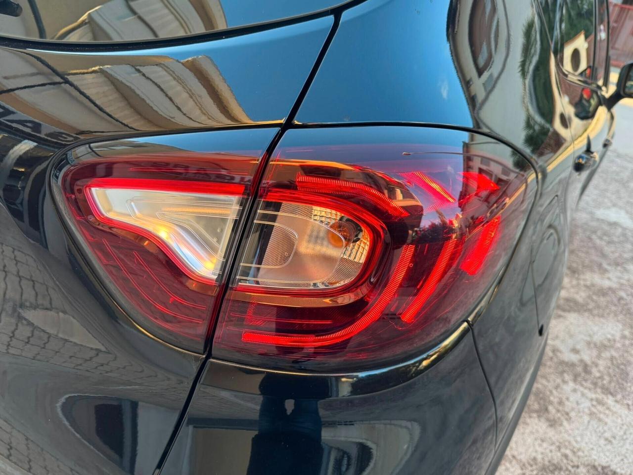 RENAULT CAPTUR 1.5 DCI E6 110 CV. NAVI+CERCHI+RETROCAMERA