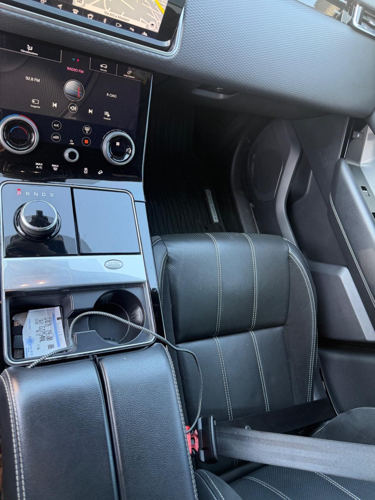 Land Rover Range Velar 2.0D I4 240 CV R-Dynamic