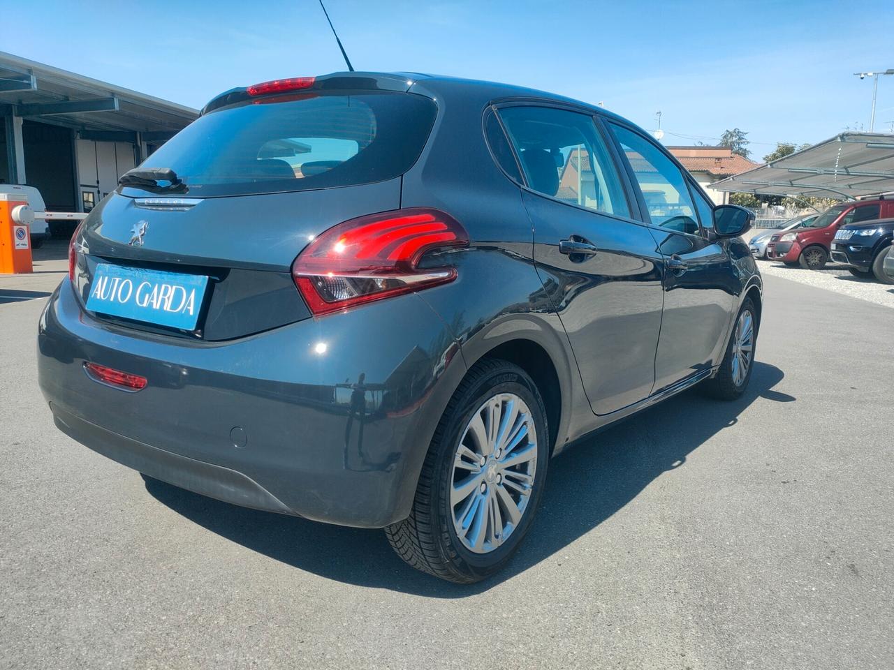 Peugeot 208 PureTech 82 5p. GPL Allure NEOPATENTATI